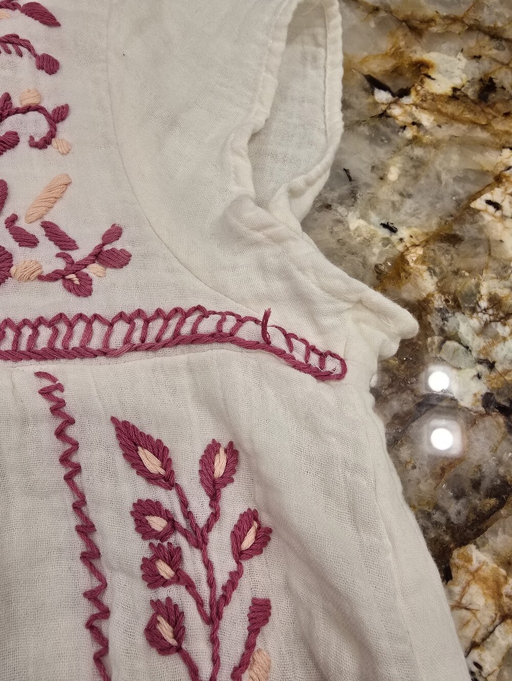 THML ivory cap-sleeve gauze Floral Embroidered Dress L - Picture 4 of 7